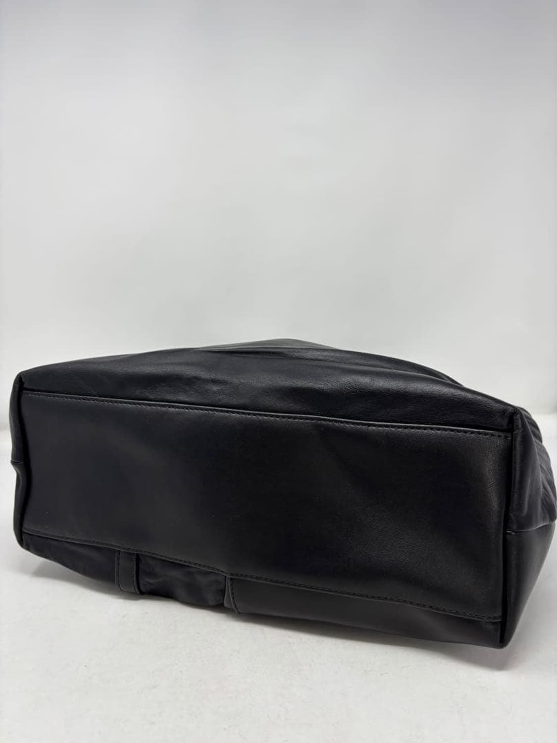 요지 야마모토 Y'SACCS 양가죽 숄더백 유니섹스 상품이미지8