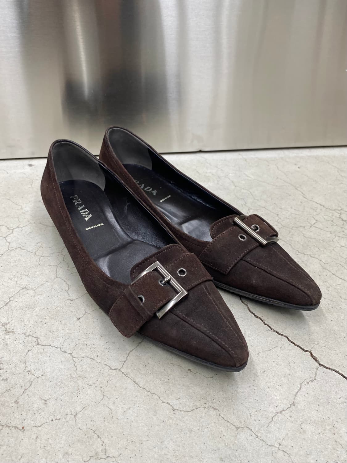 프라다 버클 스트랩 플랫 슈즈 상품이미지6