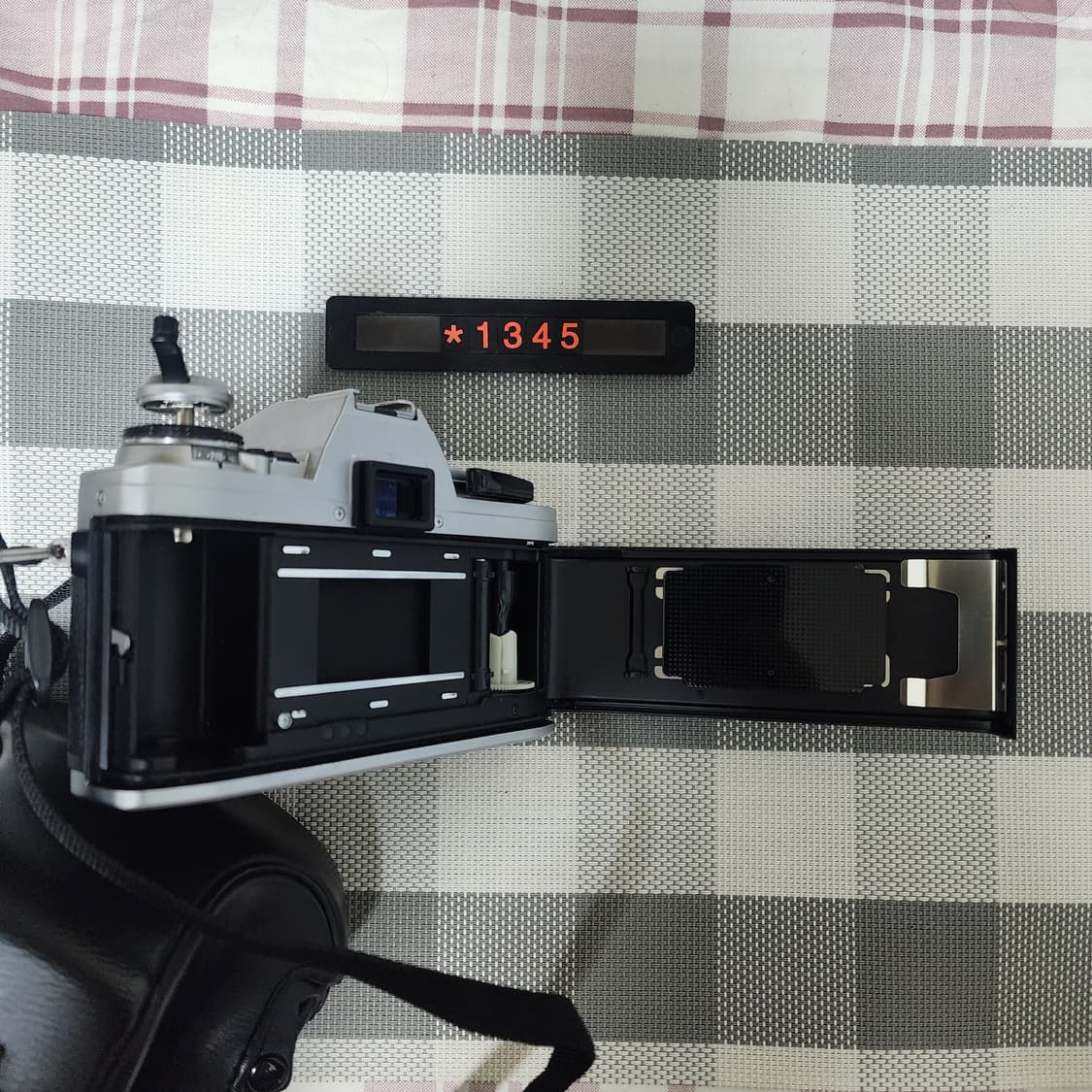 미놀타 X-300 필름카메라 1.4 단렌즈 실버바디 케이스포함 상품이미지6