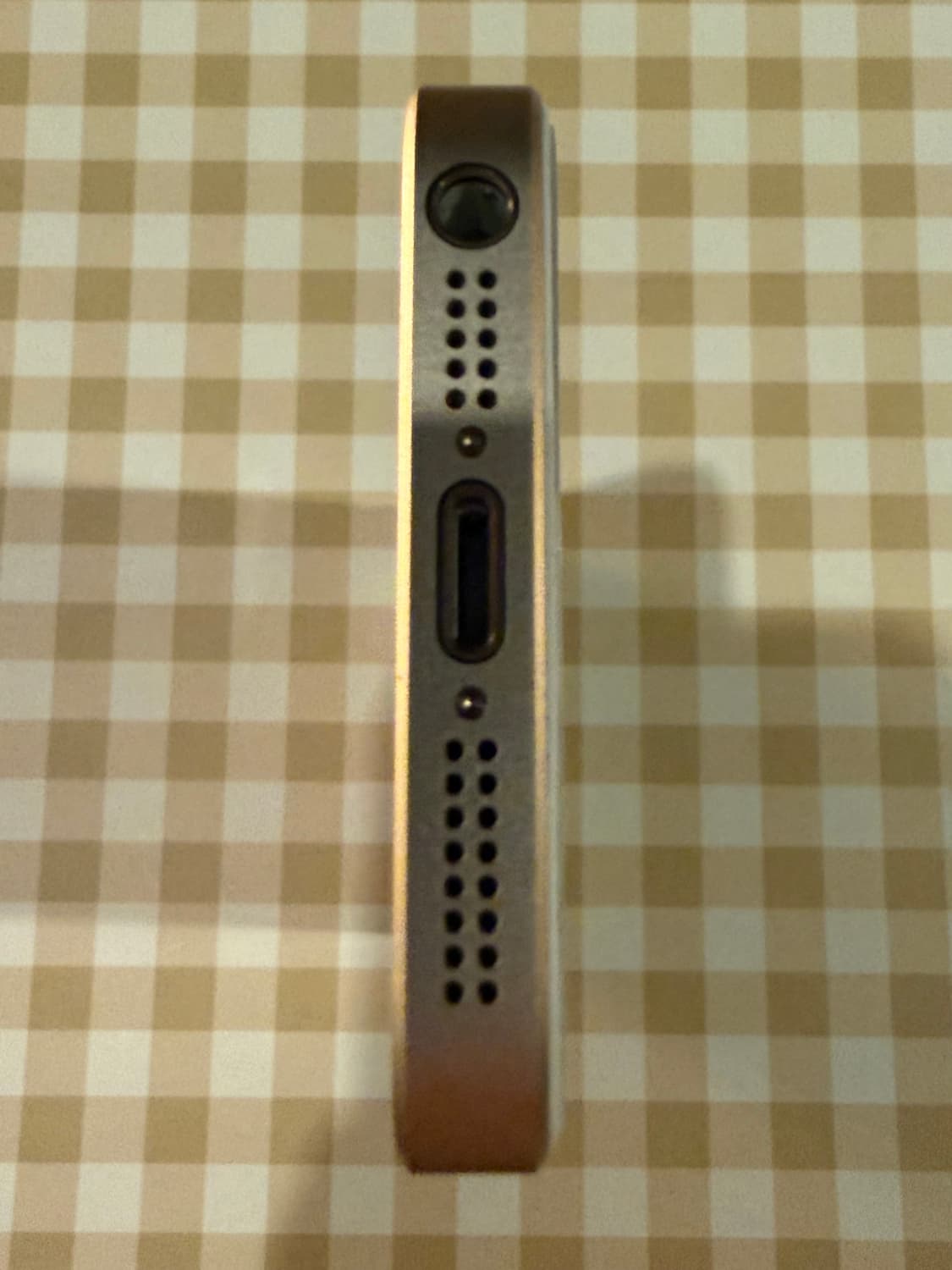 아이폰 SE 1세대 128GB 골드 상품이미지7