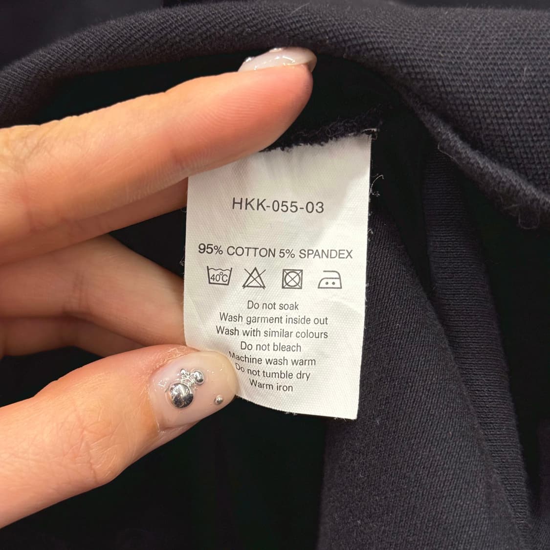 버버리 런던 반팔 크롭 PK 카라티 노바체크 디테일 블랙 상품이미지8