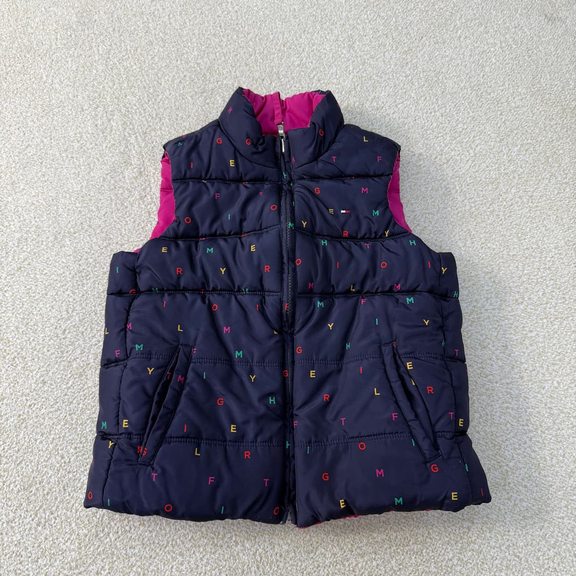 M 타미힐피거 키즈 리버시블 패딩조끼 0223T 상품이미지3