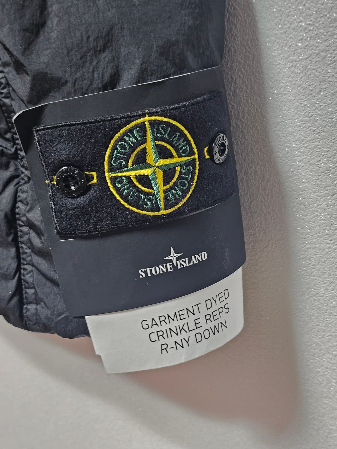 스톤아일랜드  크링클랩스 R-NY 다운 패딩 조끼 (새 상품) 상품이미지4