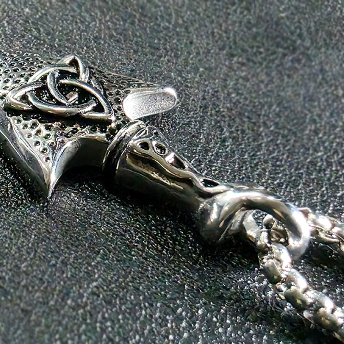 Kharu 티타늄 펜던트 빈티지 엔틱 고대 트리케트라 남자 목걸이 상품이미지4