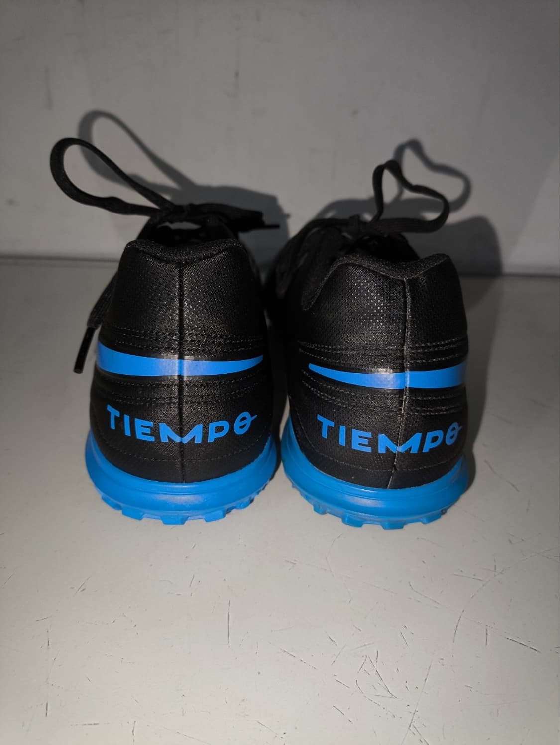 260mm 나이키 티엠포 레전드8 TF 클럽 풋살화 상품이미지8