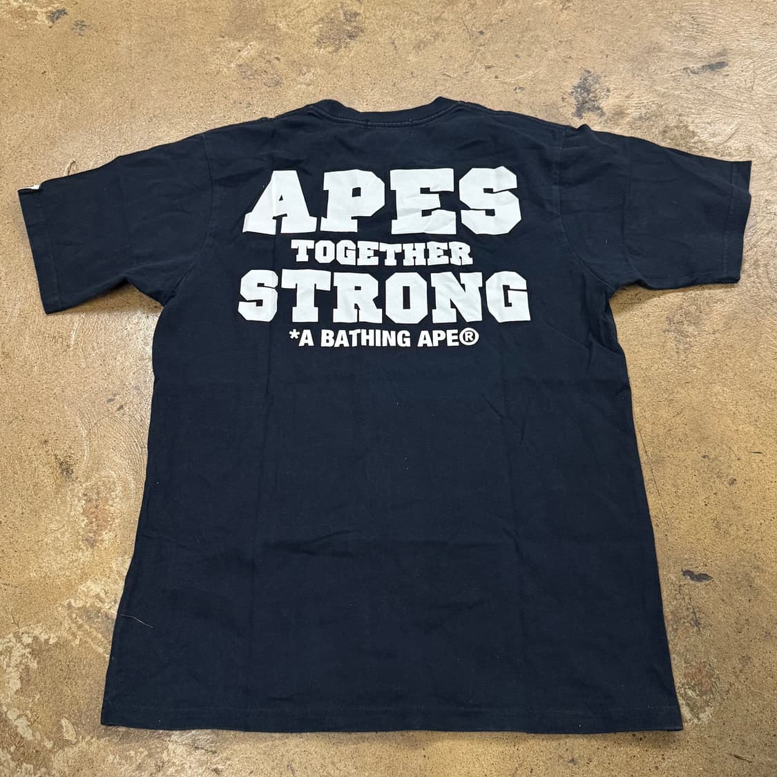 베이프 비지워크 포켓 백로고 블랙 반팔 티 상품이미지3