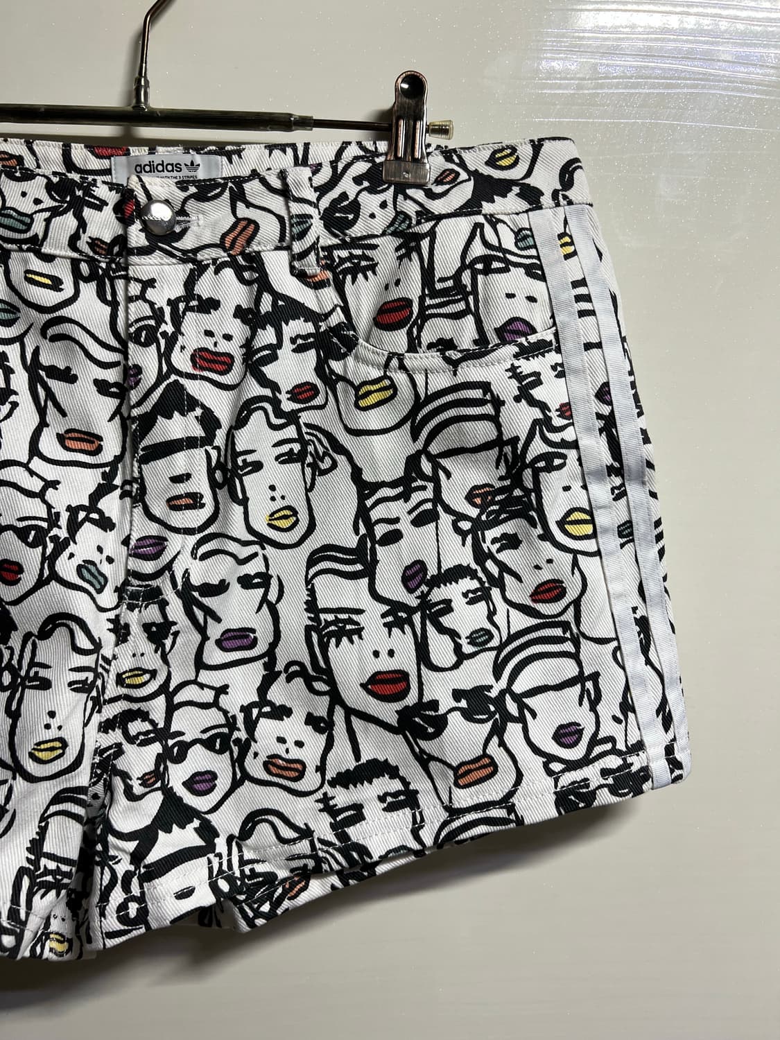 아디다스 x Fiorucci 하이라이트 숏팬츠 상품이미지2