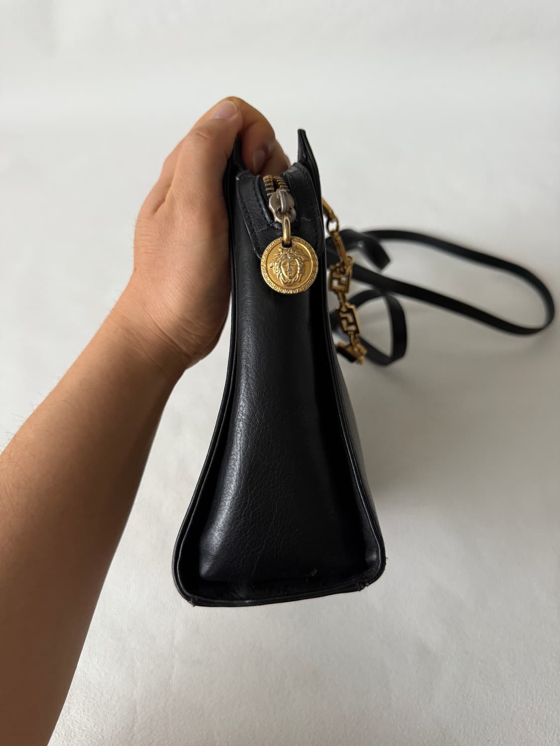 90's 지아니 베르사체(GIANNI VERSACE) 메두사 크로스백 상품이미지5