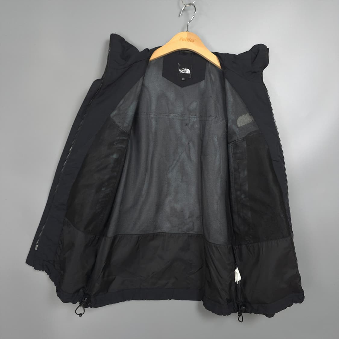 노스페이스 The North Face 블랙 후드 바람막이 자켓 85 상품이미지5