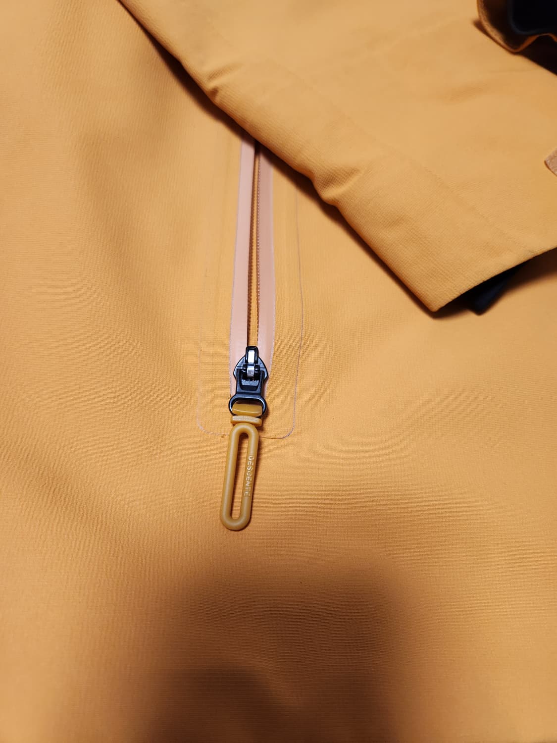 데상트 듀얼리스 네비게이터 방수 우븐 등산 캠핑 자켓 SM323DJK93 상품이미지6