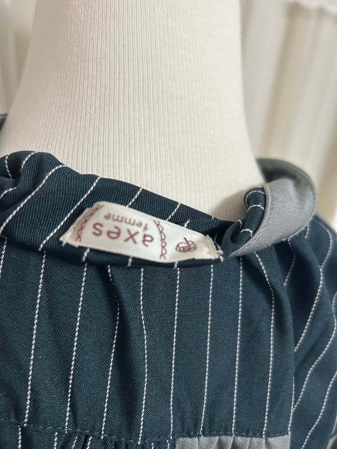 엑시즈팜 오즈온맛 고딕 자수 원피스 상품이미지4