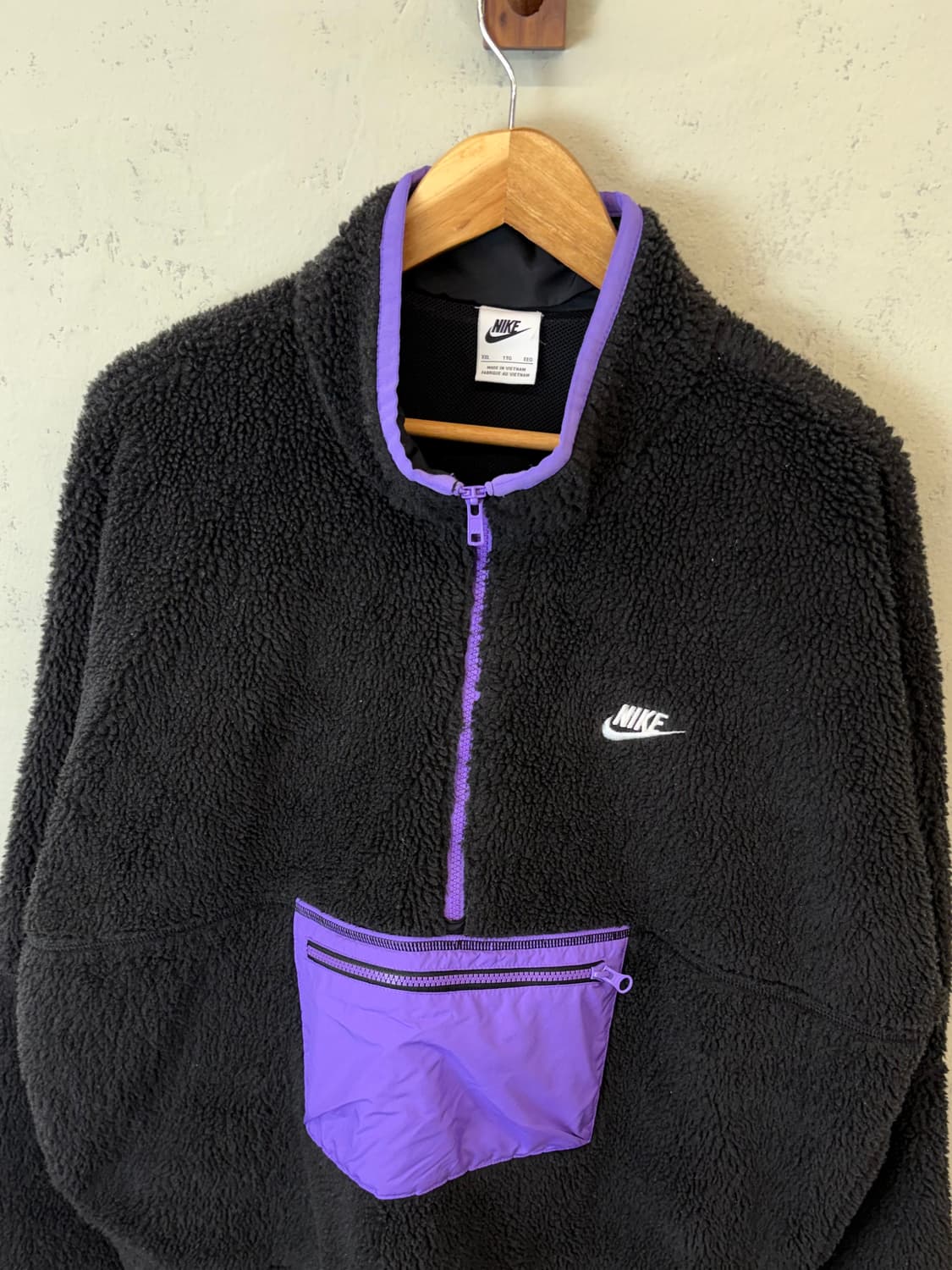 나이키 블랙 퍼플 푸츄라 로고 하프집업 플리스 상품이미지5