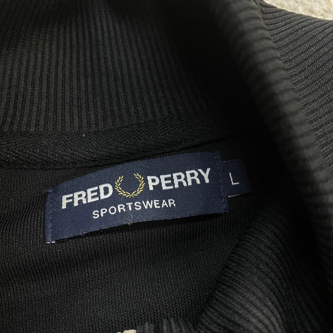 프레드페리 테잎 트랙 자켓 블랙 상품이미지4