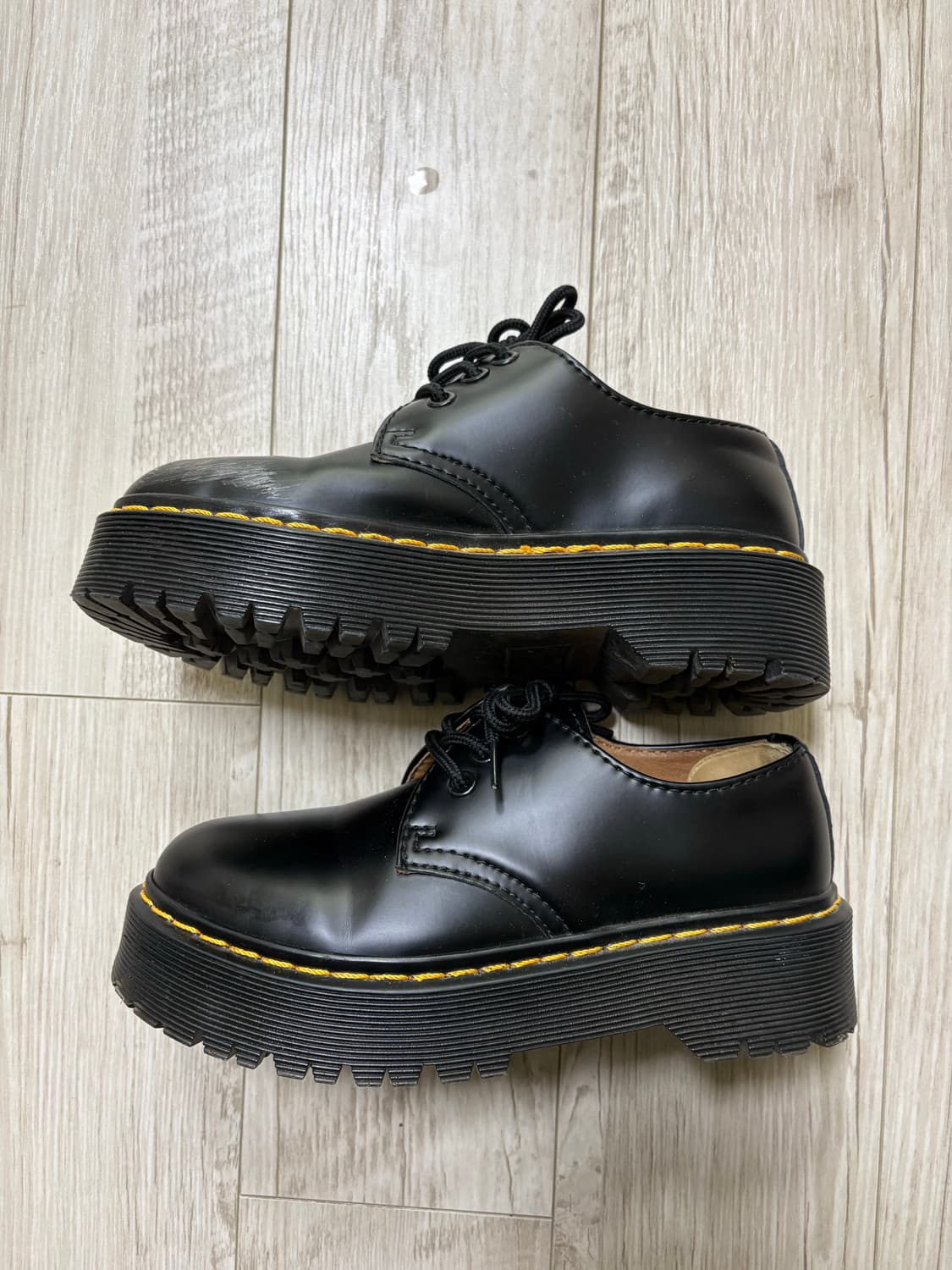 닥터마틴 1461 3홀 쿼드 230-235 상품이미지2