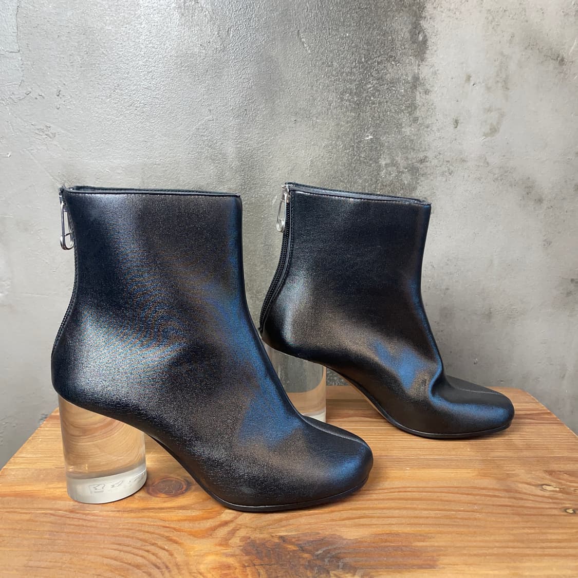 마르지엘라 클리어 힐 부츠 상품이미지2