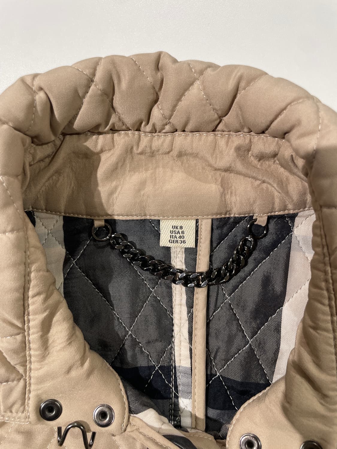 버버리 라이트 베이지 애쉬허스트 퀼팅 자켓 상품이미지7