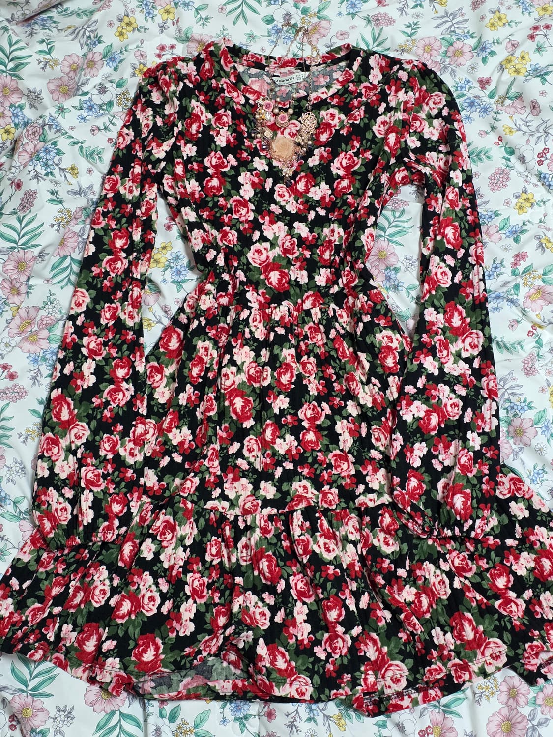 stradivarius 빈티지)로즈 플로럴 로맨틱 히메갸루 블랙 원피스 상품이미지4