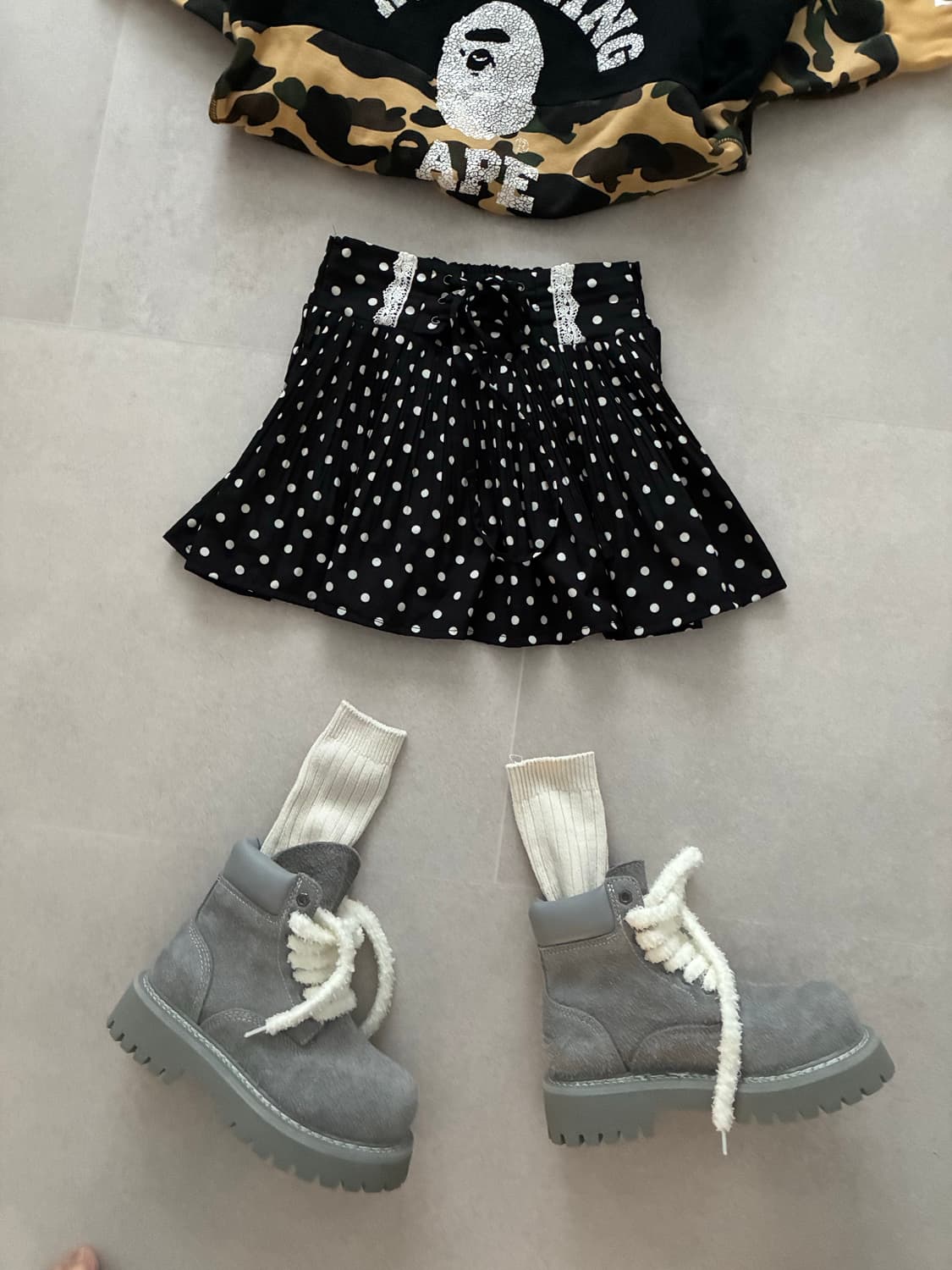 베이프 맨투맨 M 상품이미지3