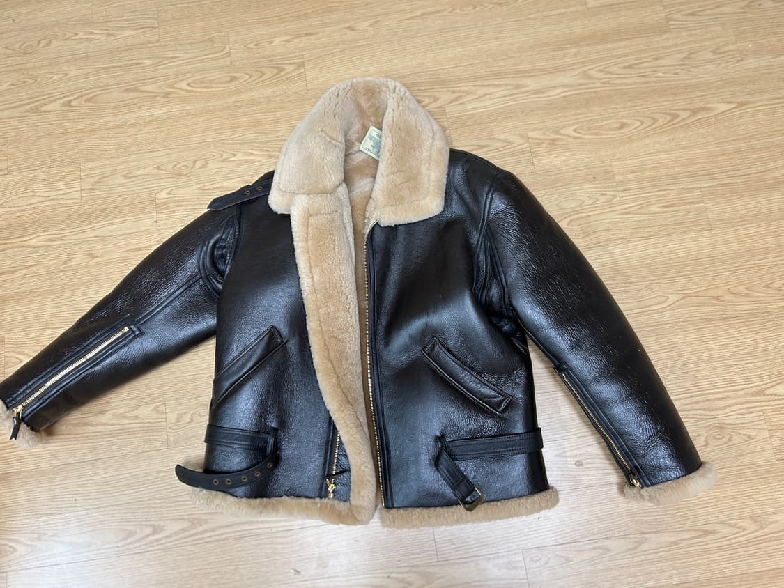 콕핏 톰하디 무스탕44 상품이미지1