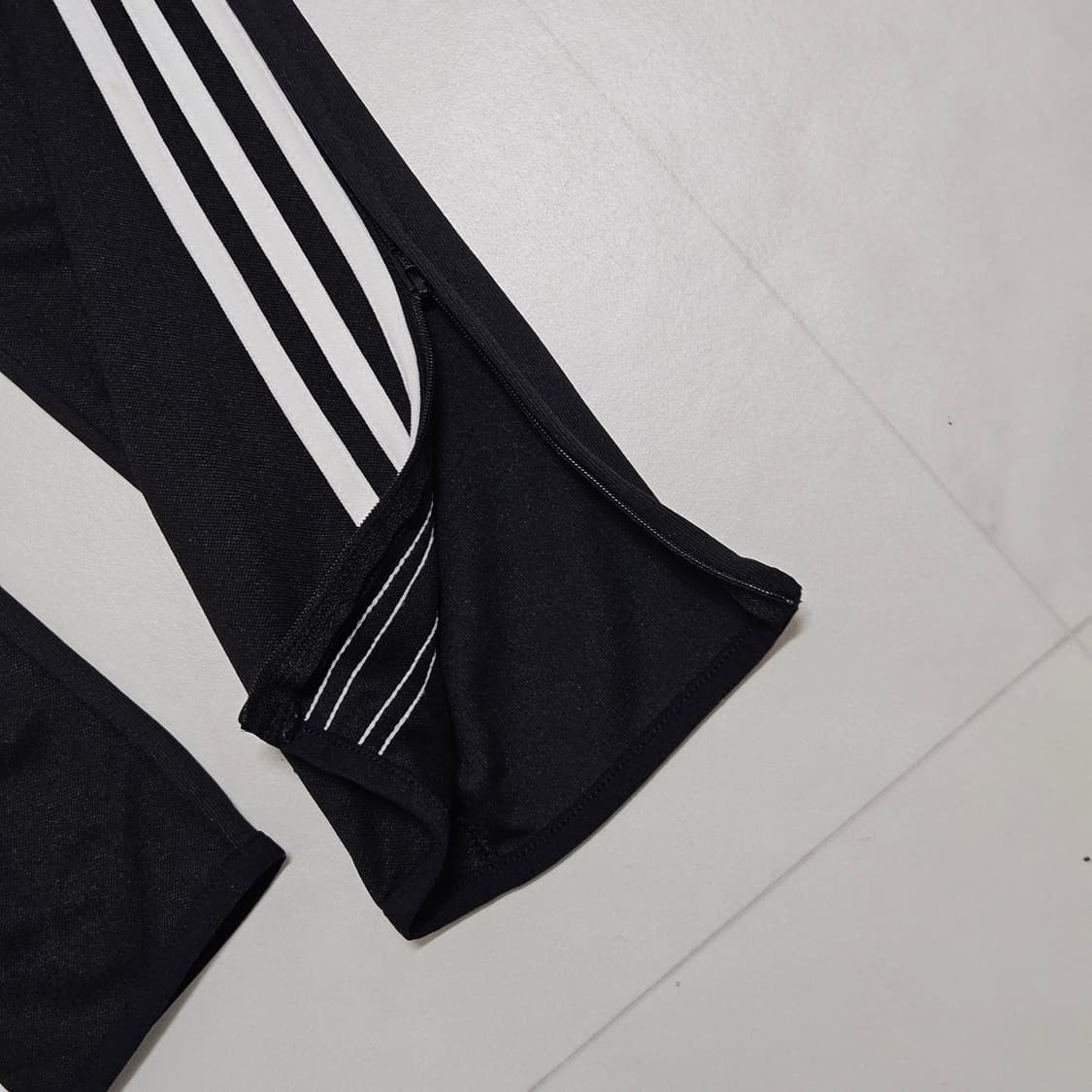 79 S 아디다스 바이에른 뮌헨 트레이닝 팬츠 상품이미지3
