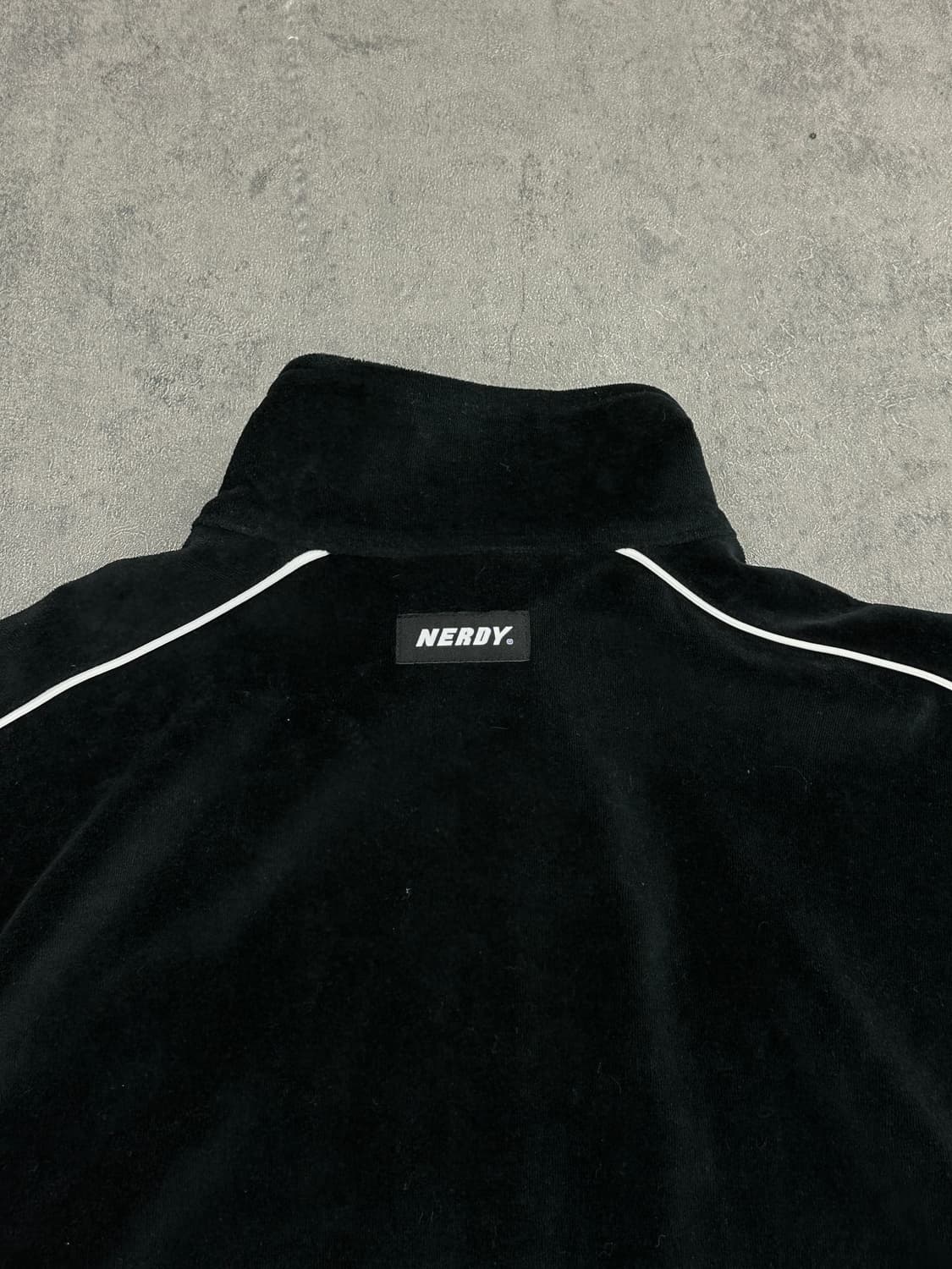 널디 벨벳 트랙탑 집업 상품이미지5