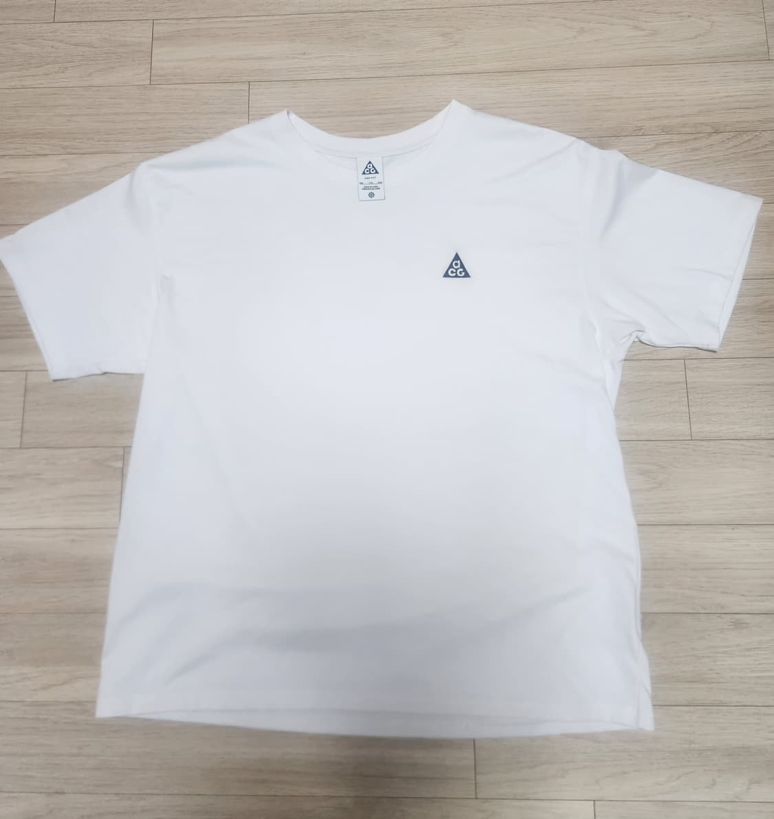 [나이키] ACG LBR 화이트 반팔티셔츠 XXL 상품이미지2