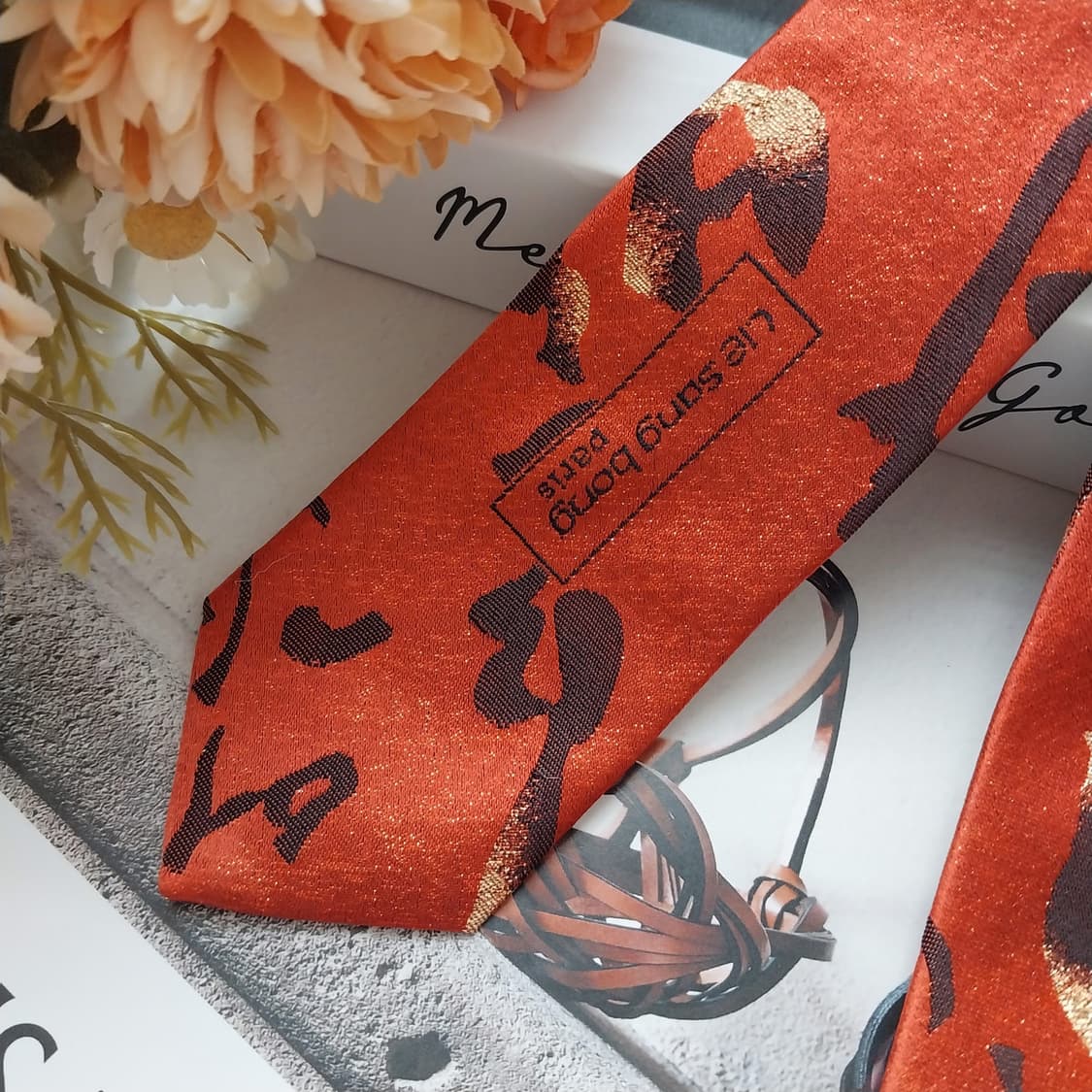 이상봉 파리스 실크 진오렌지 한글 넥타이 9cm A+등급 K1471
 상품이미지5