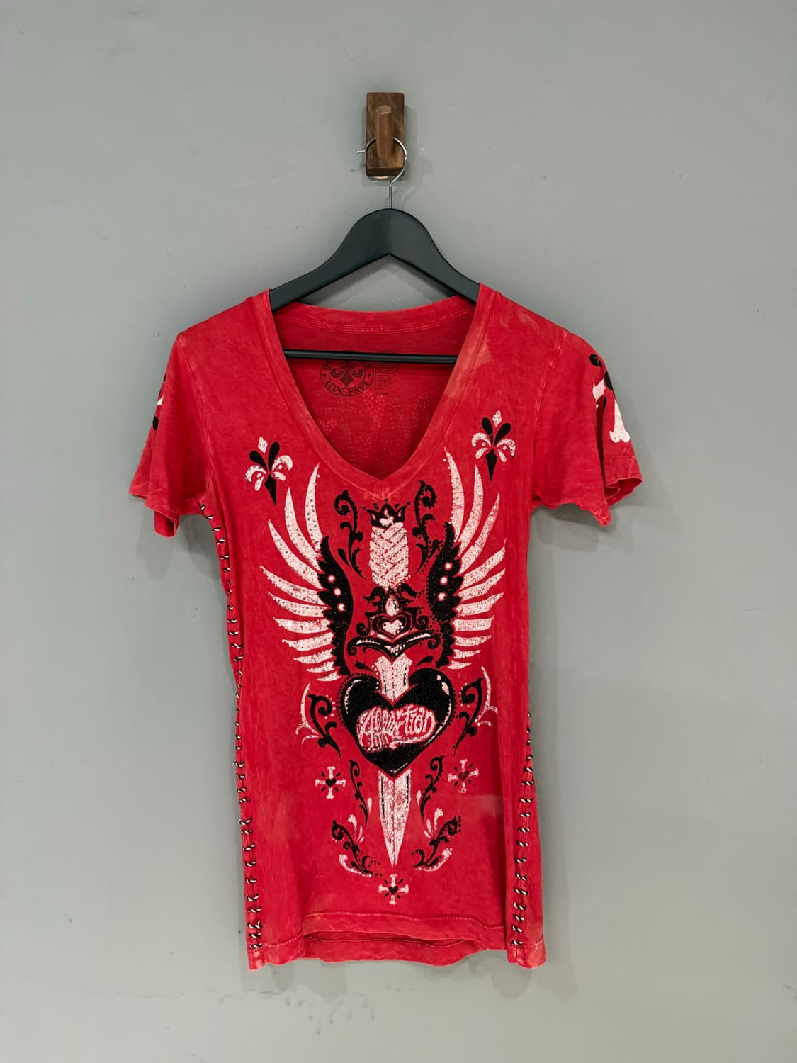 v-neck lettering & printing cubic top 상품이미지5