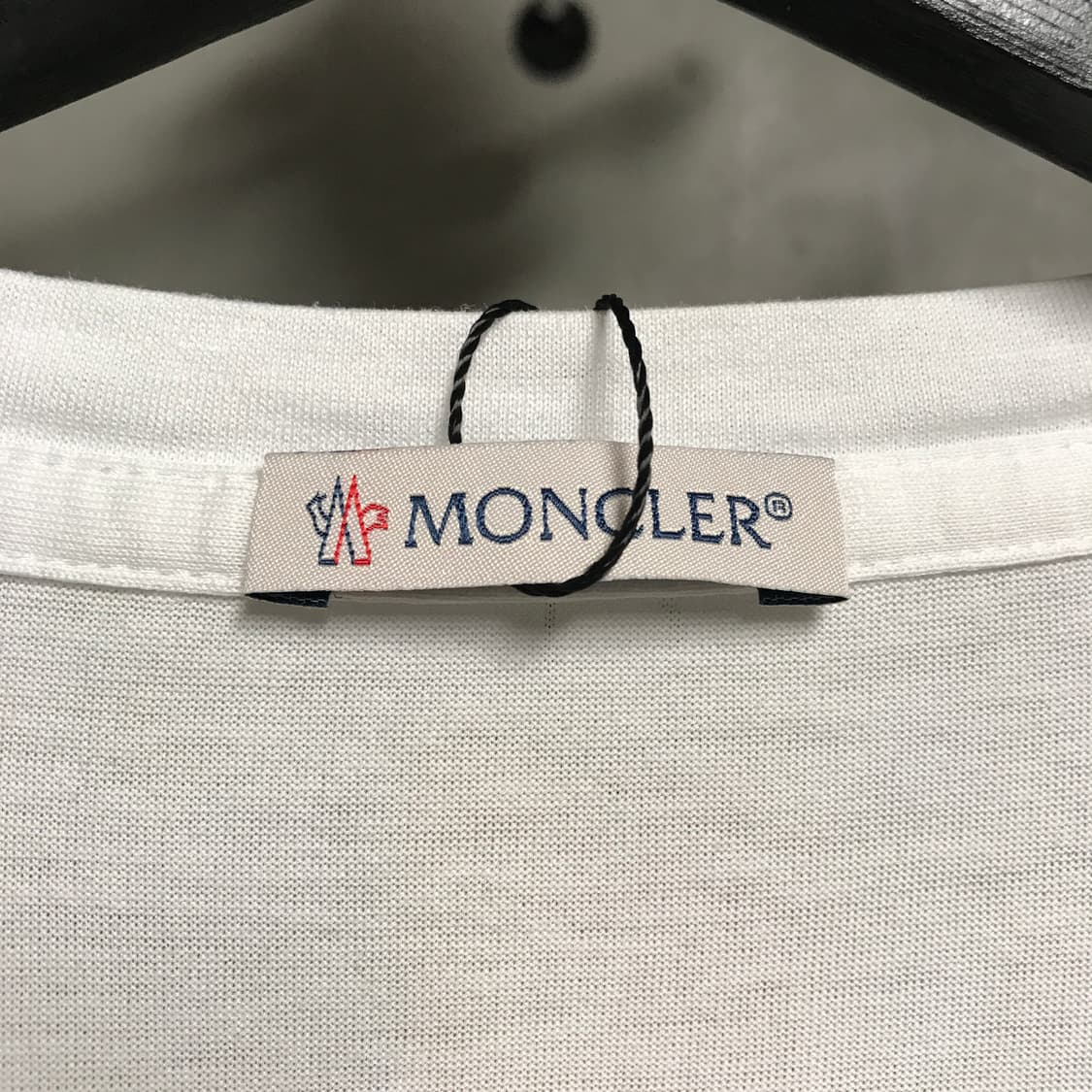 몽클레어 화이트 반팔 티셔츠 M 상품이미지5