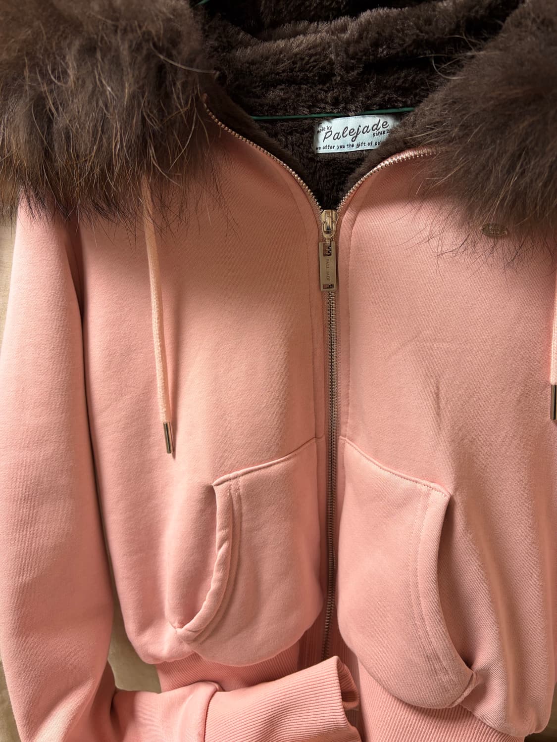 페일제이드 울프죠 퍼후드집업 핑크 1사이즈 상품이미지4