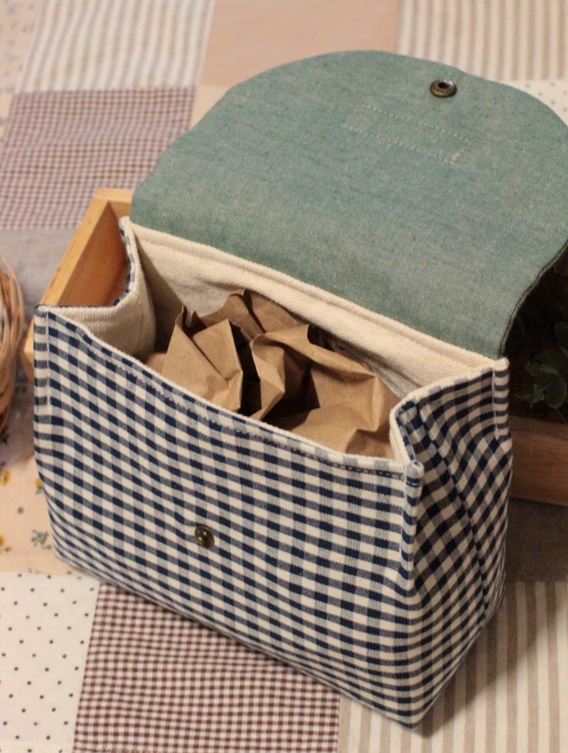 핸드메이드 손잡이 네이비체크 박스 파우치 상품이미지6