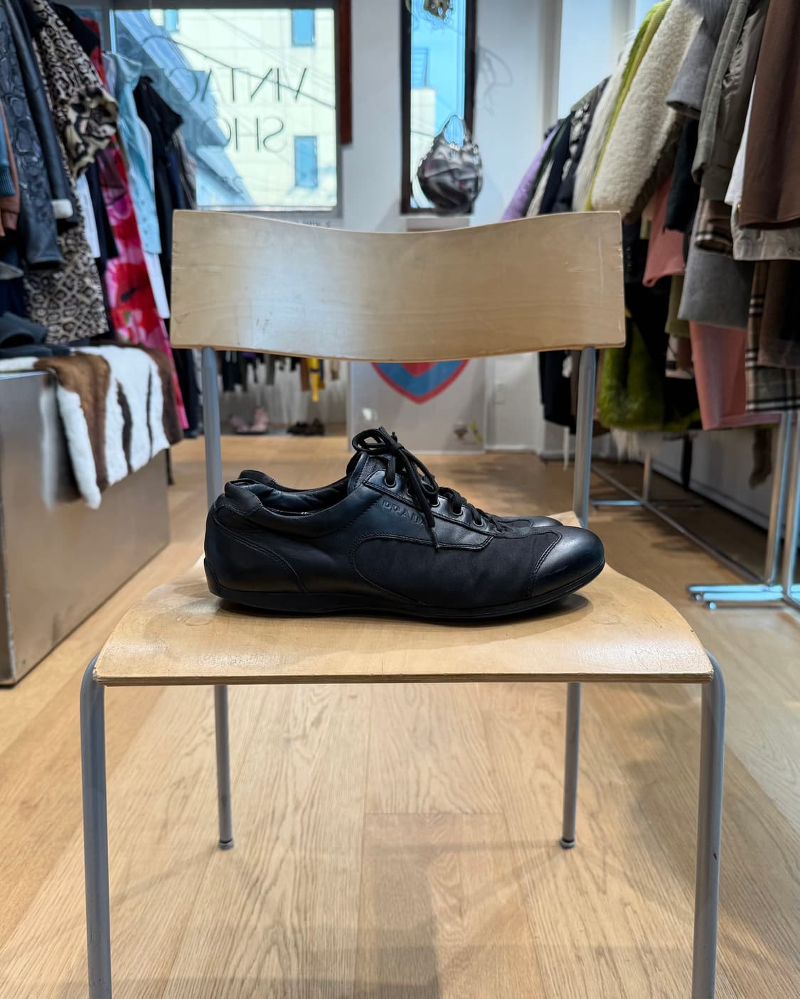 프라다 블랙 레더 스니커즈  상품이미지6