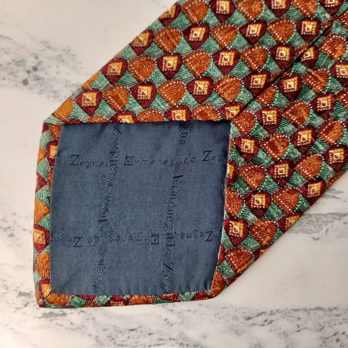 에르메네질도 제냐 실크 브라운 패턴 넥타이 9cm A+등급 E891
 상품이미지7