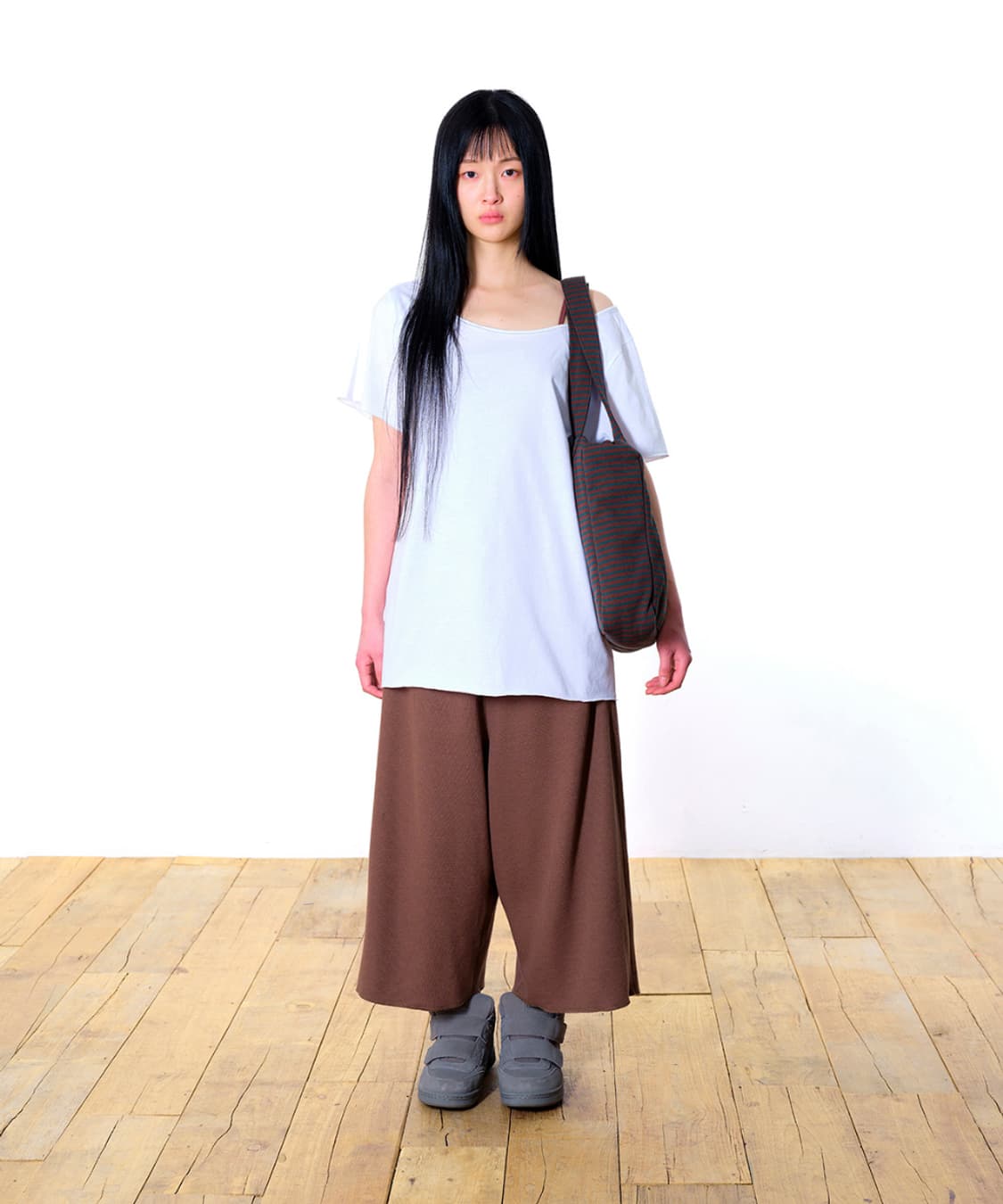 코이세이오 038 LOOSE OFF-SHOULDER T-SHIRT  상품이미지2