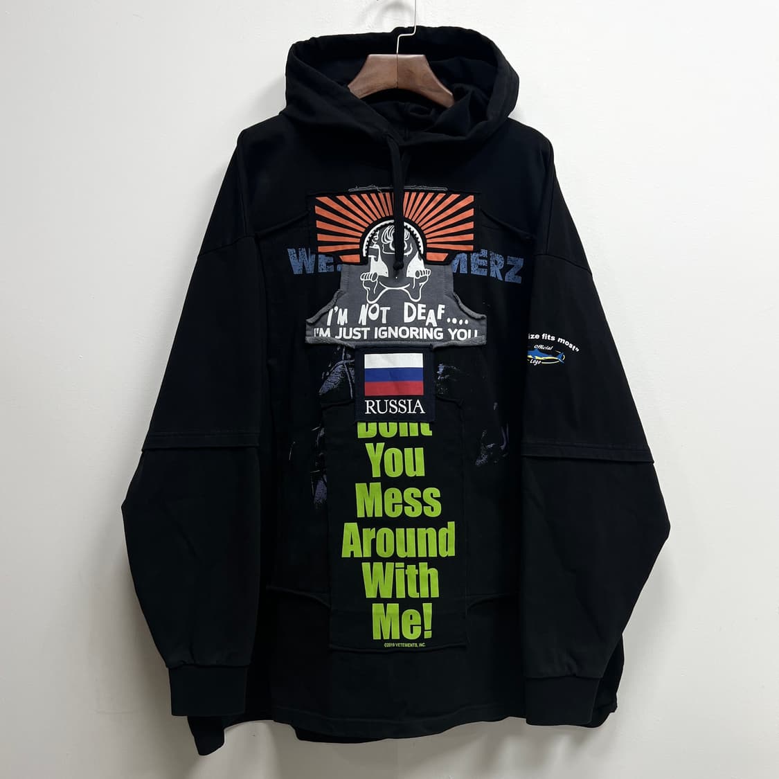 베트멍 18FW 러시아 패치워크 레이어드 후드 상품이미지2