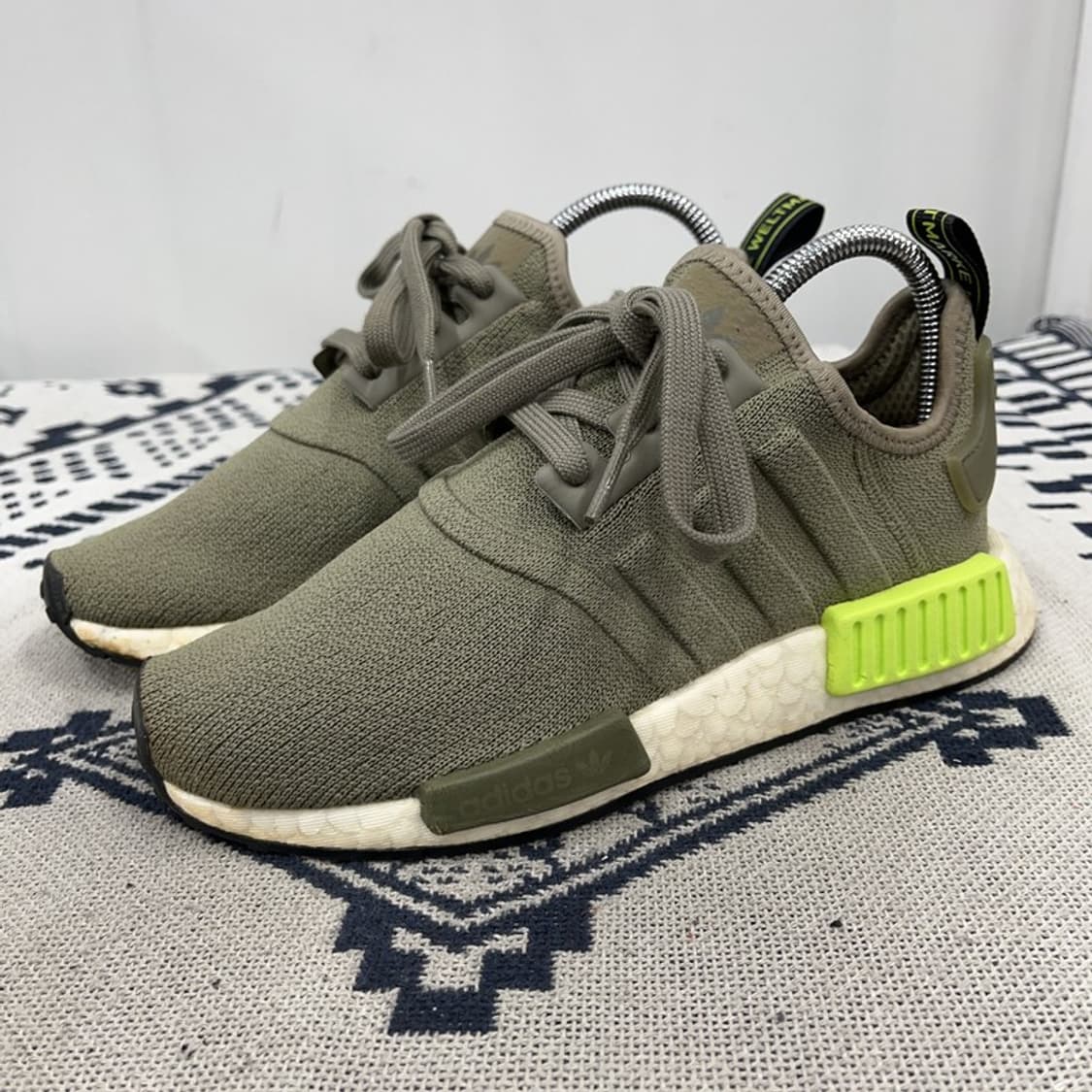 아디다스 NMD R1 스니커즈 운동화 220 X01393 상품이미지1