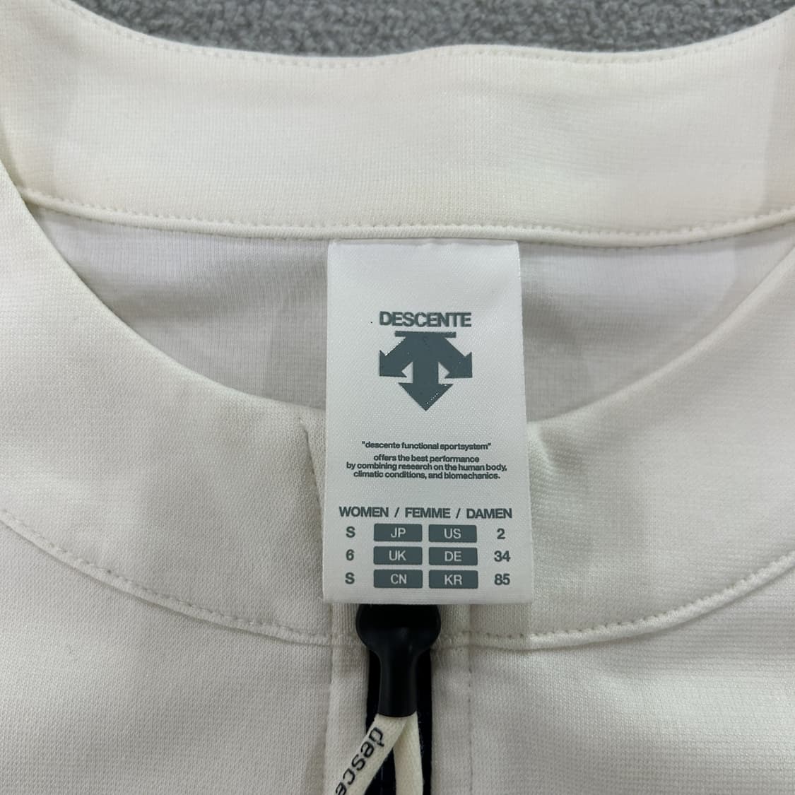 데상트 화이트/네이비 여성 자켓 s 상품이미지2