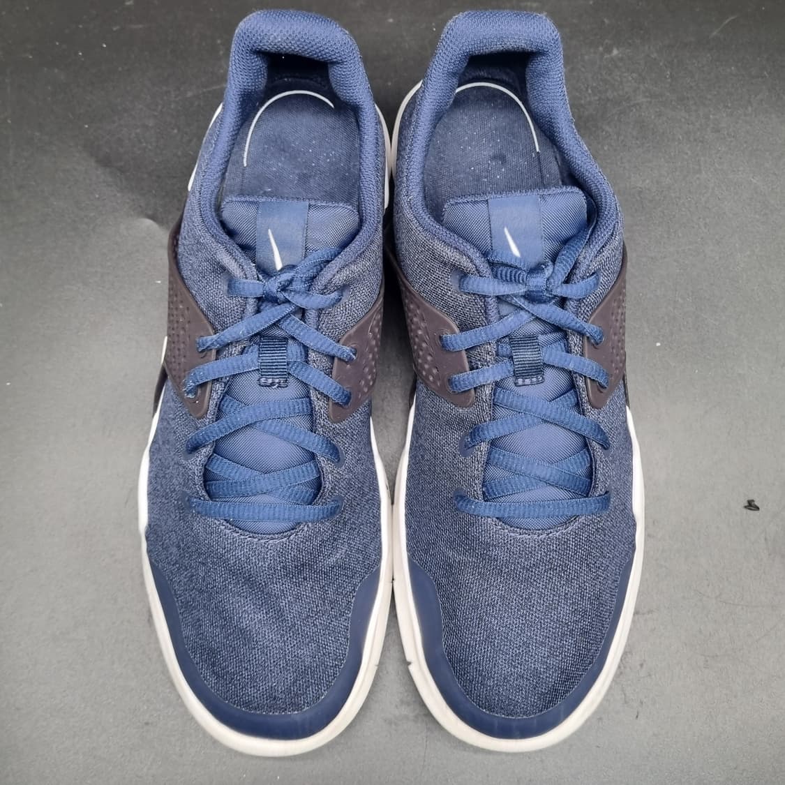 나이키 애로우즈 남성운동화275 상품이미지2