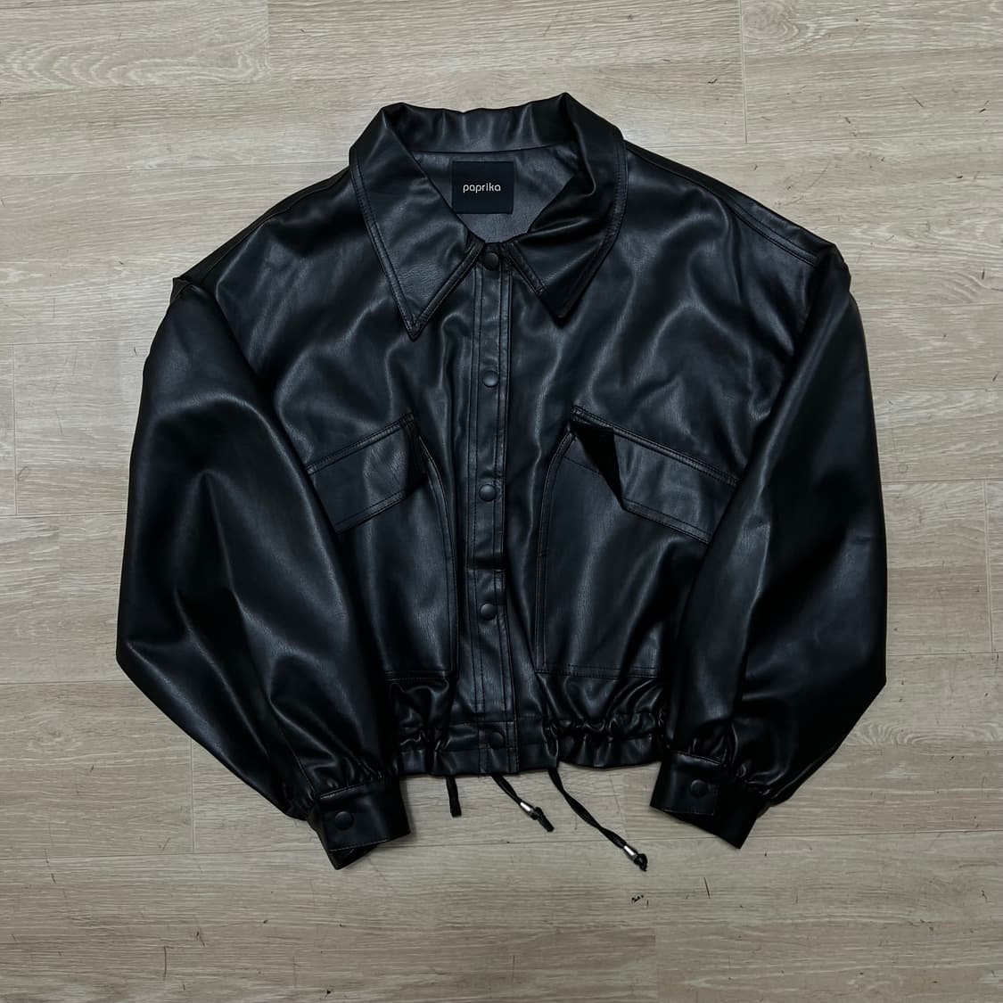 파프리카 여성 크롭 레더 셔켓 가죽자켓 [블랙] 88-96-160 상품이미지1