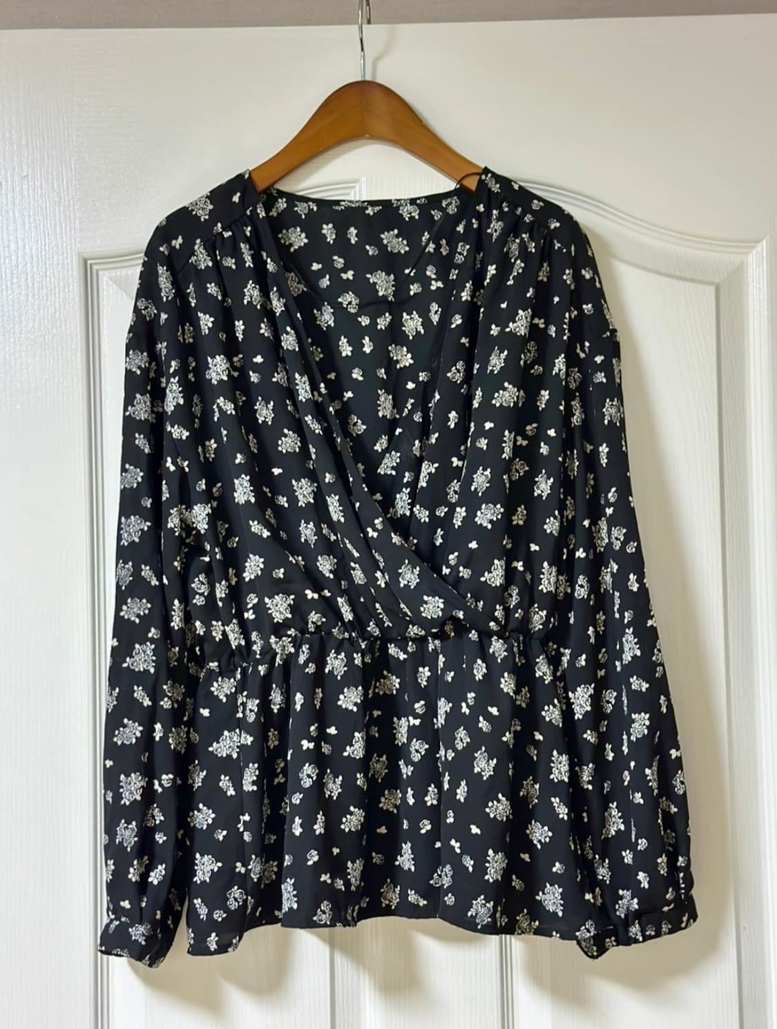 GU 블라우스 상품이미지1