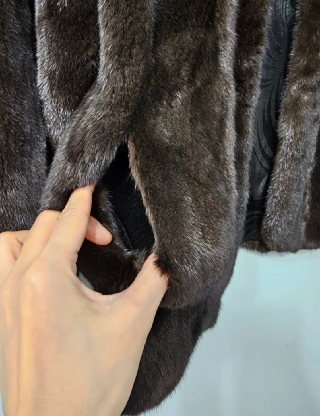 BLACKGLAMA 블랙글라마 밍크 코트 ~66 상품이미지7