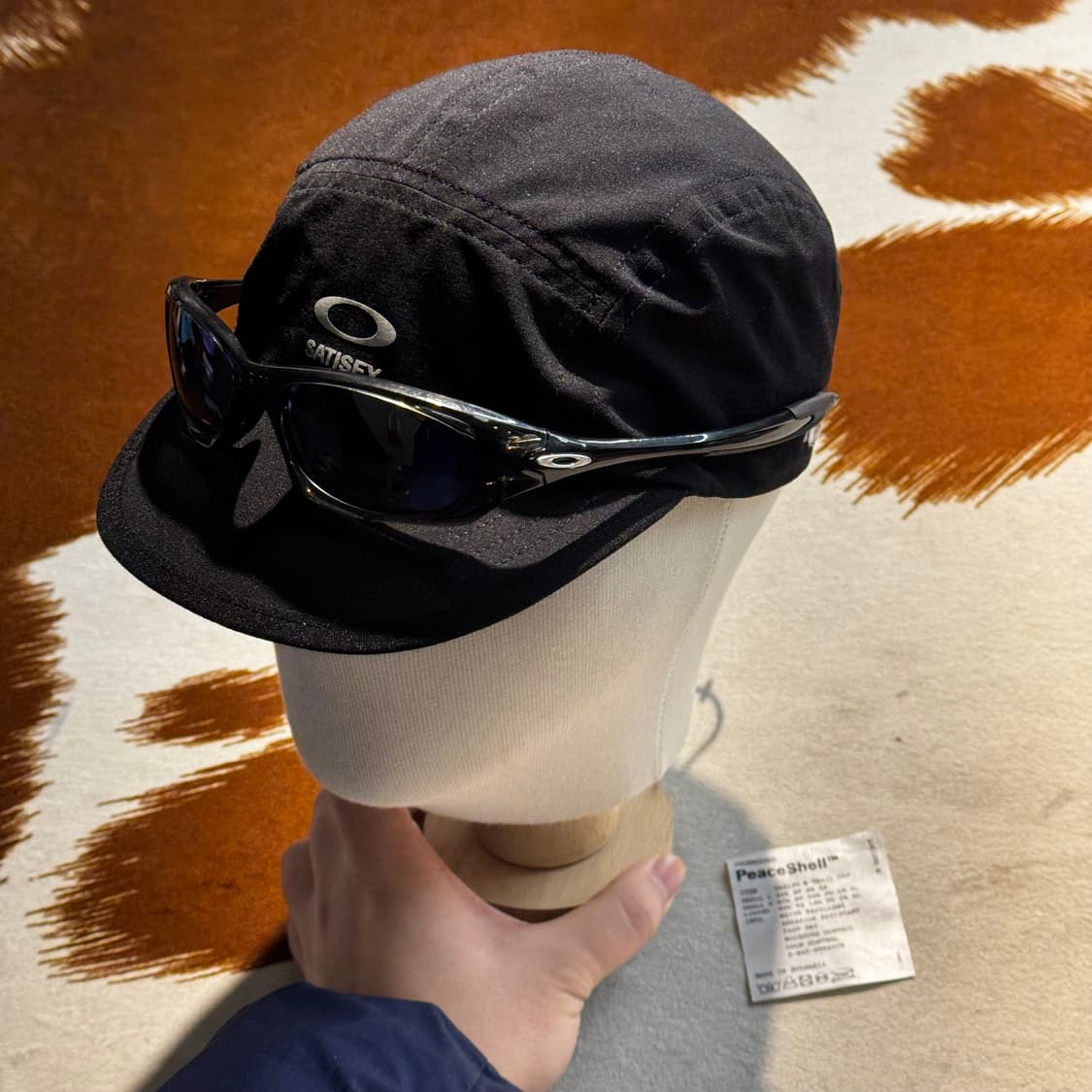 오클리 x 새티스파이 피스쉘 트레일 캡 (OS) 상품이미지1