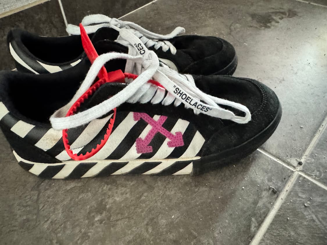 오프화이트 2020 S/S 벌크나이트 스니커즈 상품이미지4