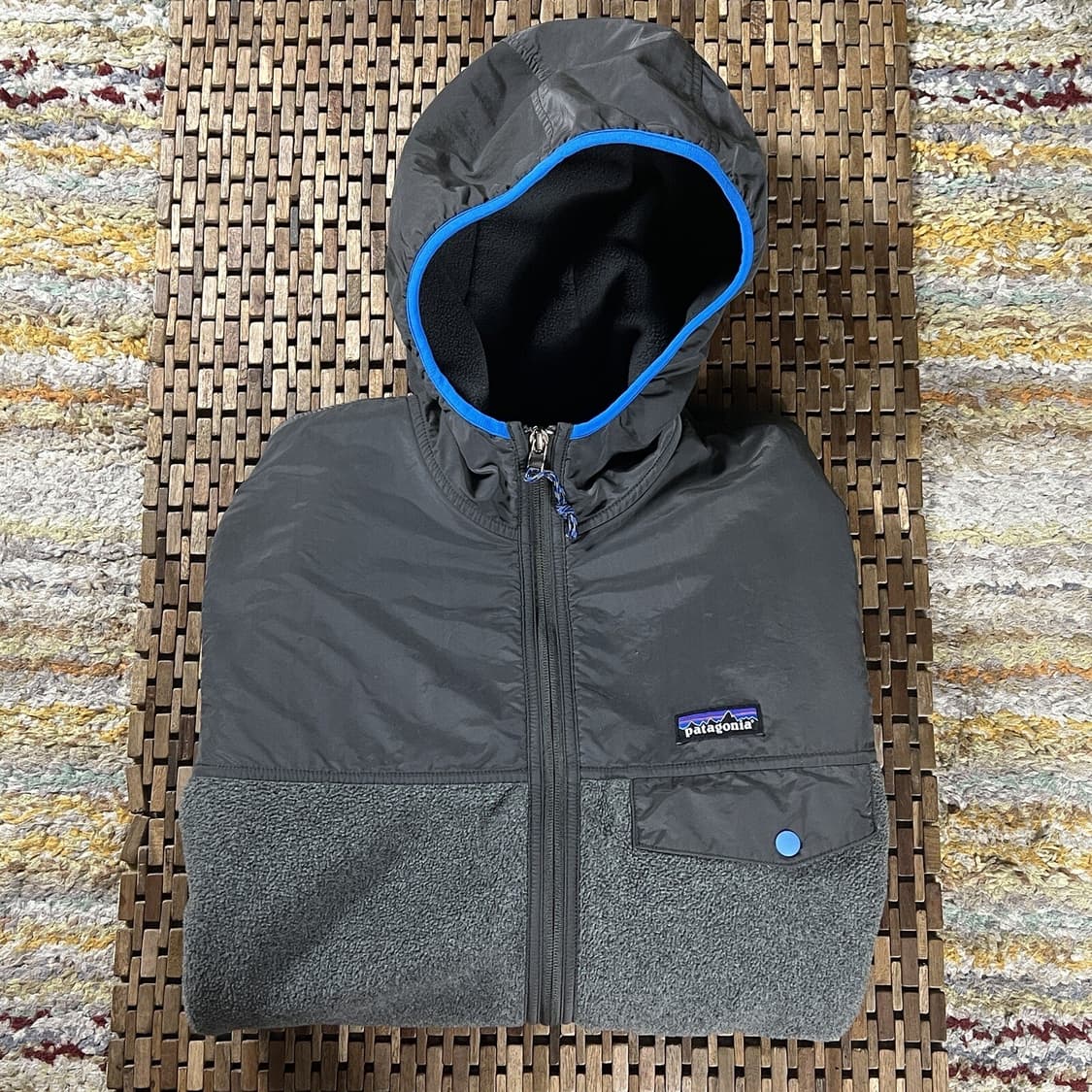 파타고니아 싱칠라 스냅-T 후디 블루그레이/블랙 상품이미지2