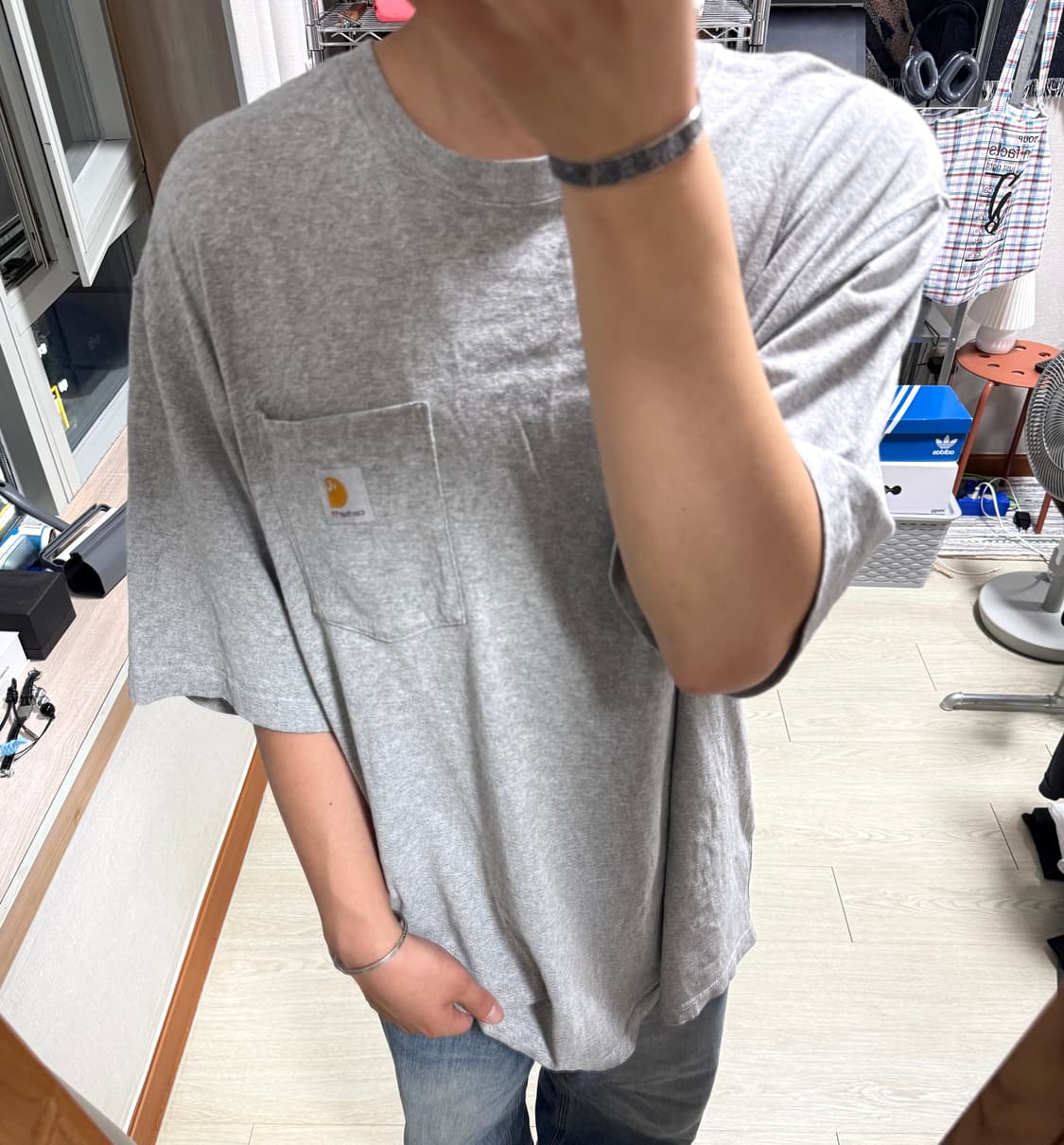 칼하트 그레이 반팔 티셔츠 상품이미지1