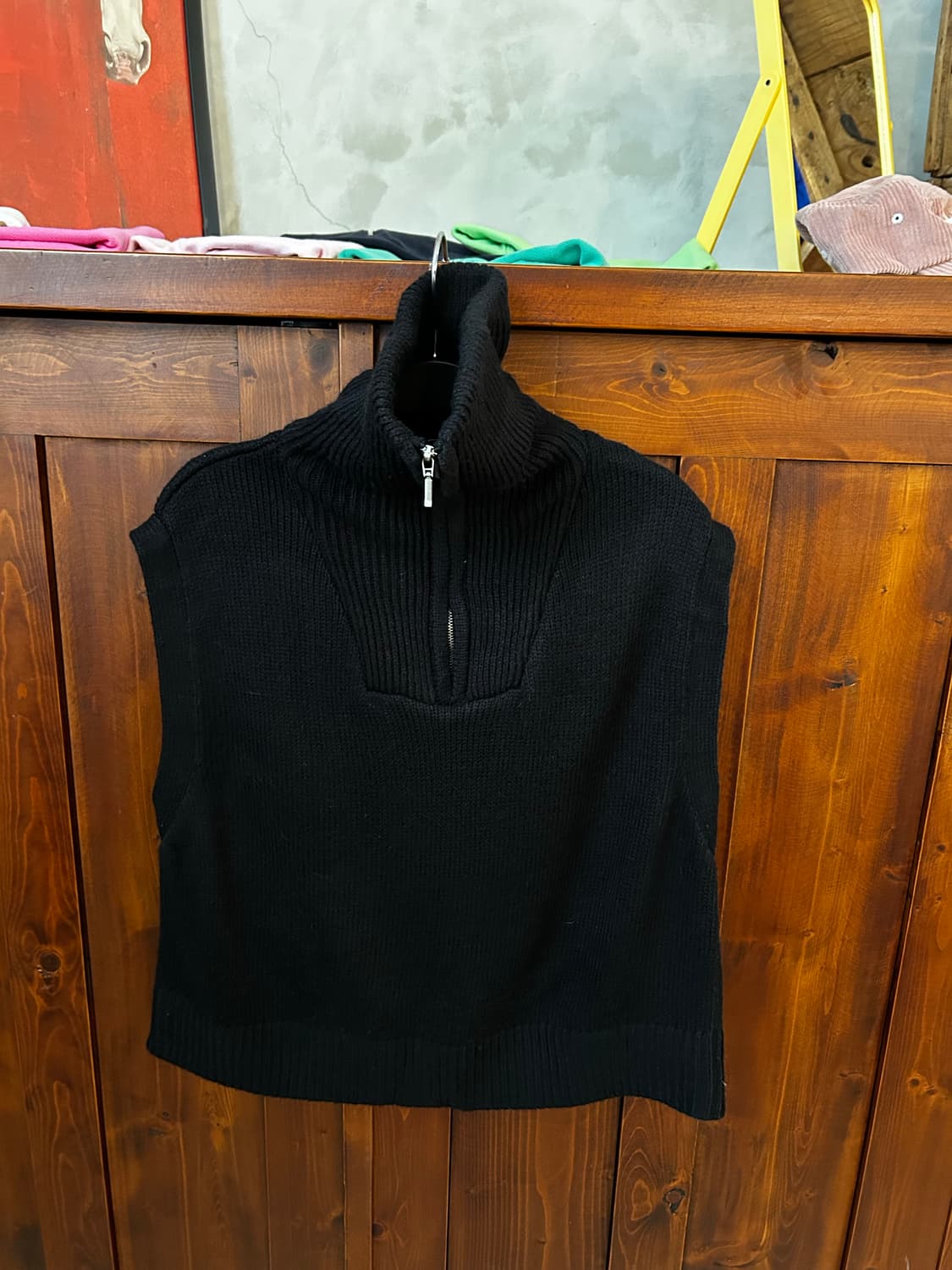 위고크롭조끼 상품이미지1