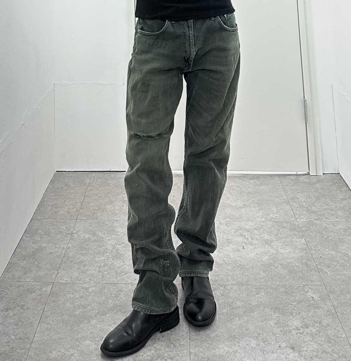 Levi’s vintage destroyed patch denim pan 상품이미지1