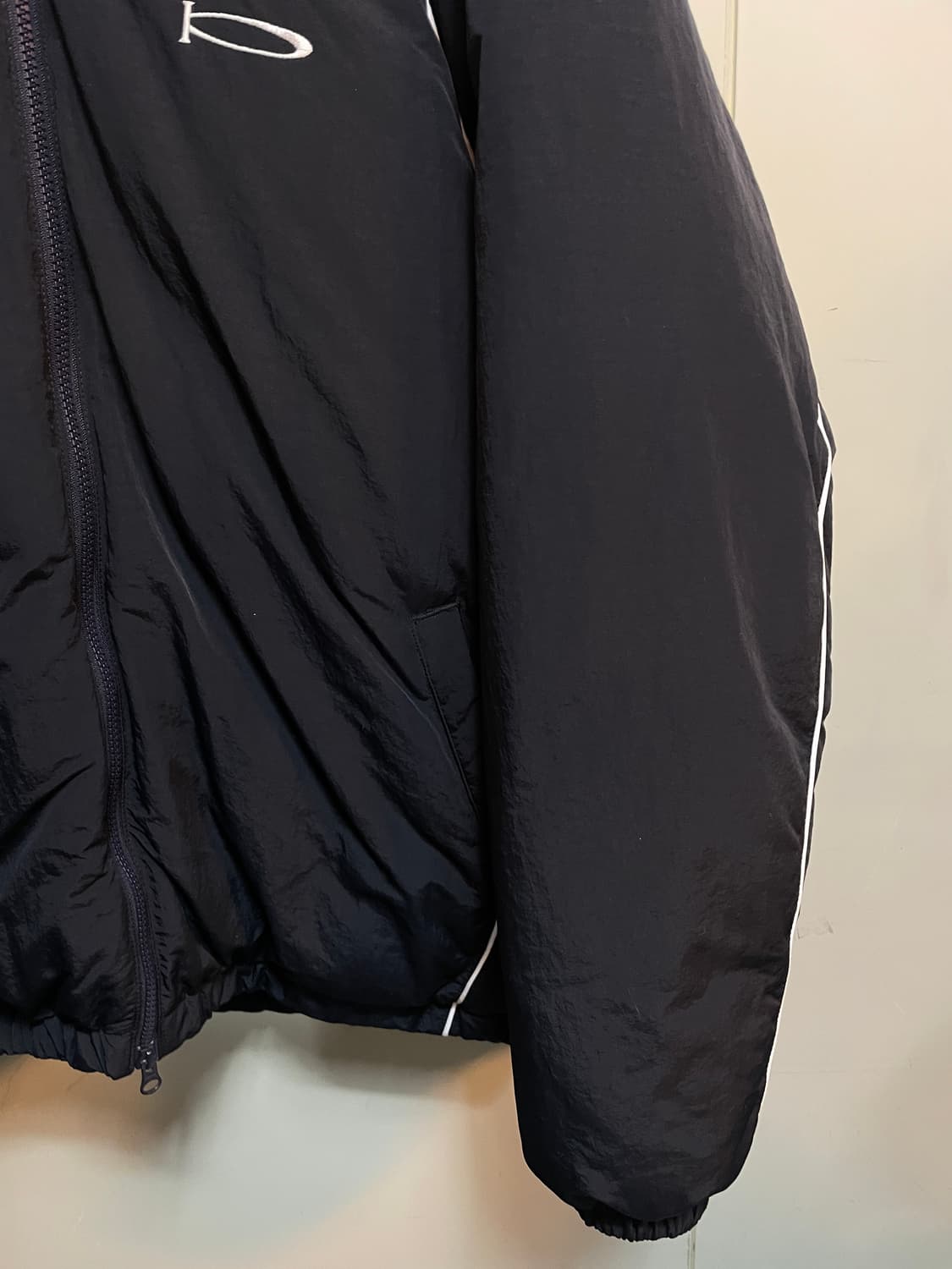 피지컬 에듀케이션 패딩 상품이미지4