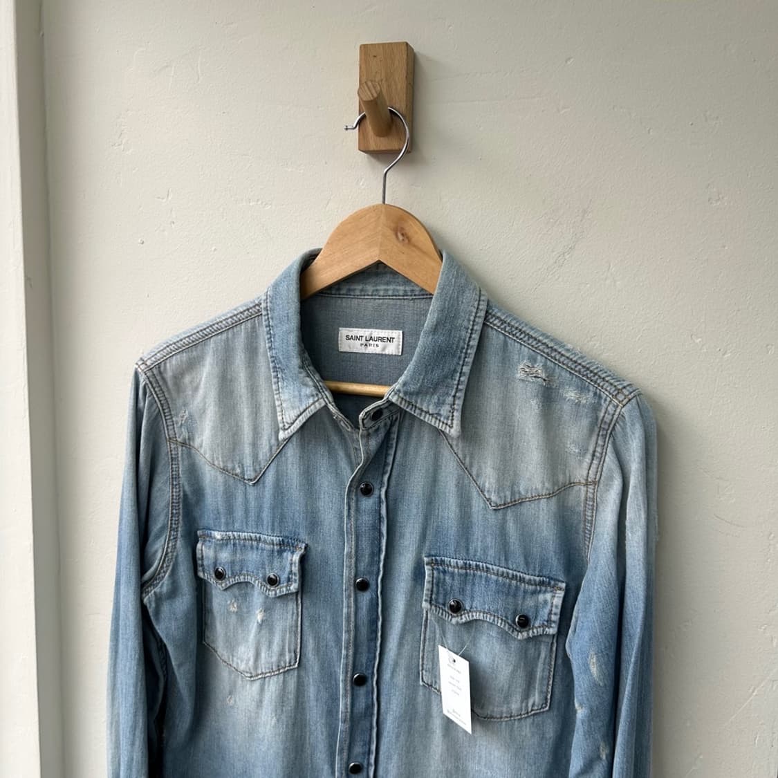 15981 - 생로랑 디스트레스드 데님 셔츠 상품이미지1