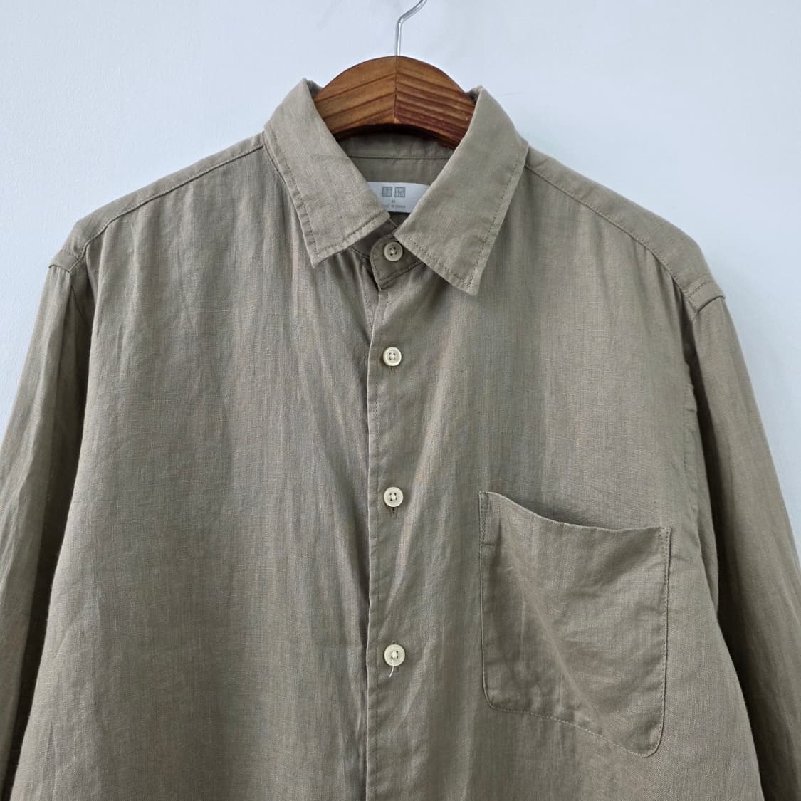 재팬 유니클로 린넨100 카키 베이지 셔츠 남녀공용 상품이미지3